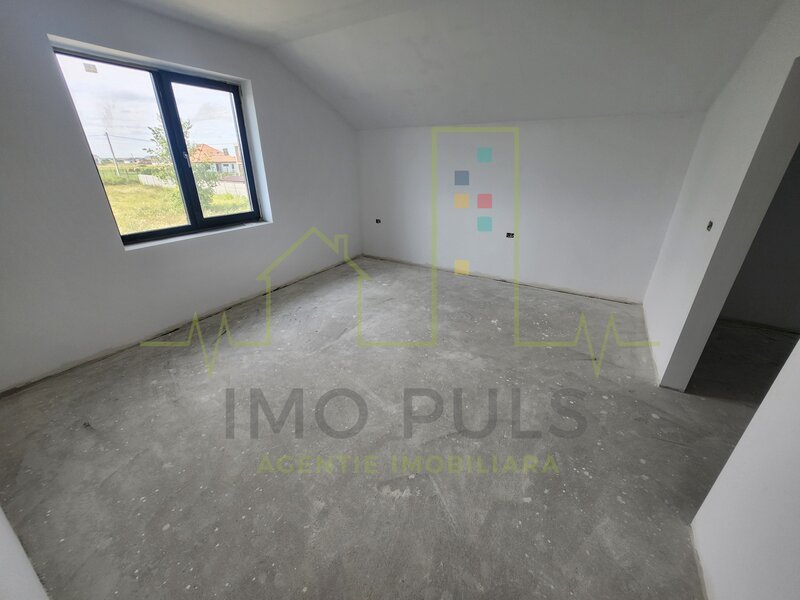 Timis Duplex. Mosnita veche. 350 mp Teren. 4 Camere