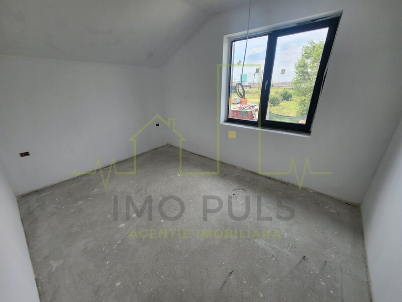 Timis Duplex. Mosnita veche. 350 mp Teren. 4 Camere