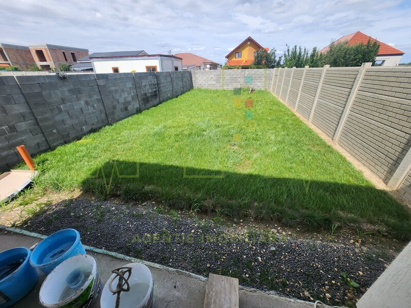 Timis Duplex. Mosnita veche. 350 mp Teren. 4 Camere